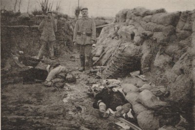 1915-04-22-les-allemands-lancent-la-premiere-attaque-chimique-denvergure-a-ypres